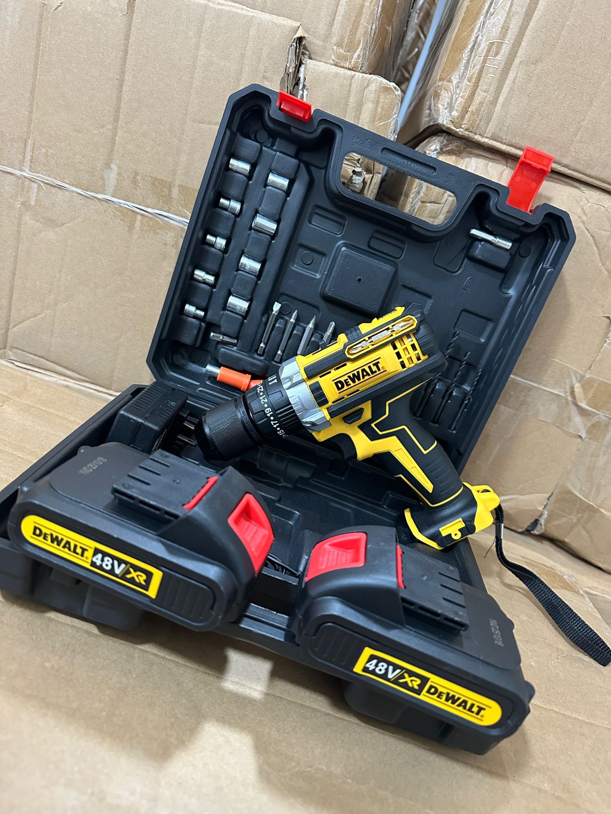 Taladro Inalámbrico DeWalt 48V